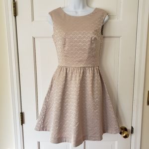 Cream Scallop Print Dress Sz 6
